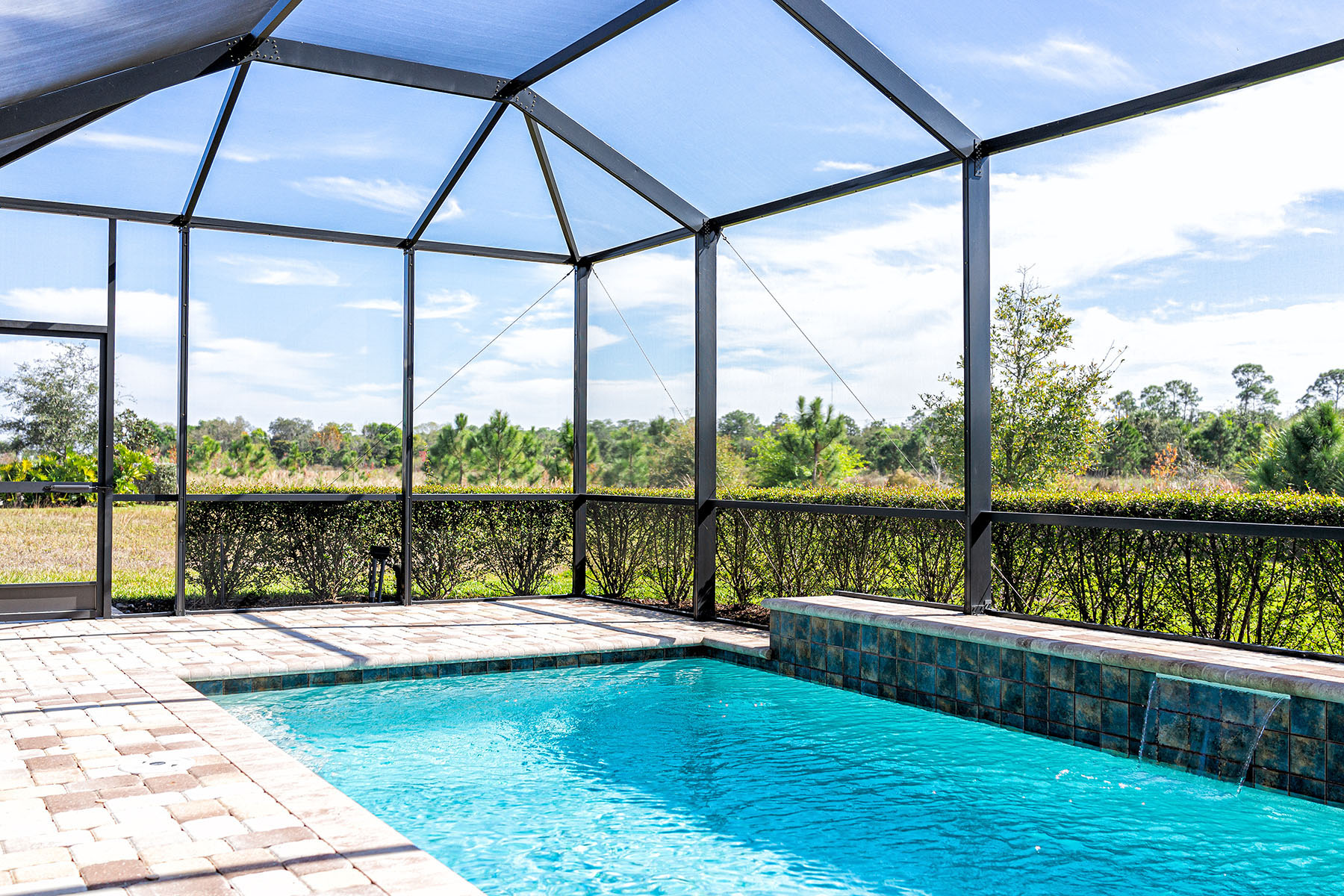 Rectractable Pool Enclosure Retractable Pool Enclosure